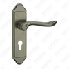 Tirador de la manija de la puerta Herrajes para puertas de madera Manija de la cerradura de la manija de la puerta en la placa para la cerradura de embutir de aleación de zinc o manija de la placa de la puerta de acero (CM588-C100-DAB)