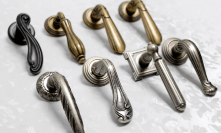 Tira de asas vs. Perillas de puerta